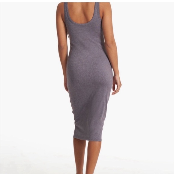 Vuori Women's Midi Dress in Gray - Picture 2 of 5
